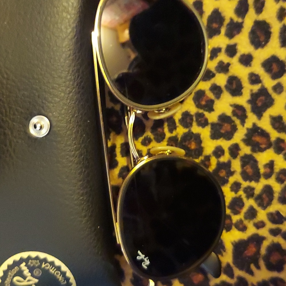 New Ray-Ban double ridge in gold color